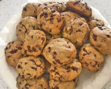 Best Chocolate chip cookies EVER.