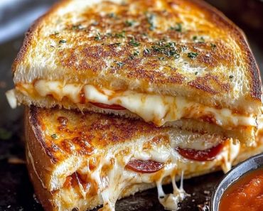 Pizza Grilled Cheese