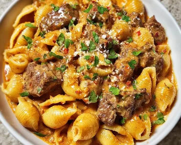 Creamy Paprika Steak Shells