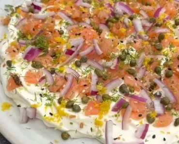 Smoked Salmon Bagel Dip