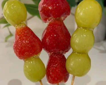 Tanghulu Recipe (Chinese Candied Fruit)