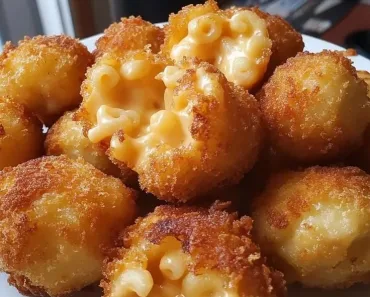 Fried Mac and Cheese Bites