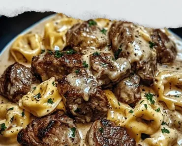 Cracked Garlic Steak Tortellini in Creamhouse Sauce Bliss