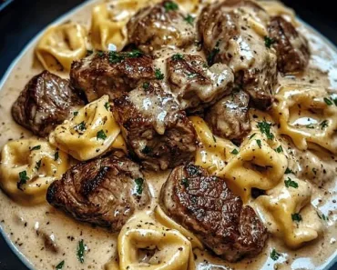 Cracked Garlic Steak Tortellini in Creamhouse Sauce Bliss
