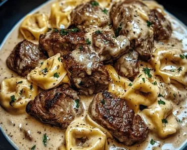 Cracked Garlic Steak Tortellini in Creamhouse Sauce Bliss