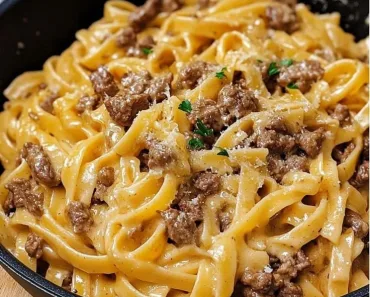 One-Pot Creamy Beef and Garlic Butter Pasta
