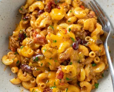 Chili Mac and Cheese Pasta Recipe | Cheesy chili mac meal, Cheesy chili mac or goulash, Chili and macaroni
